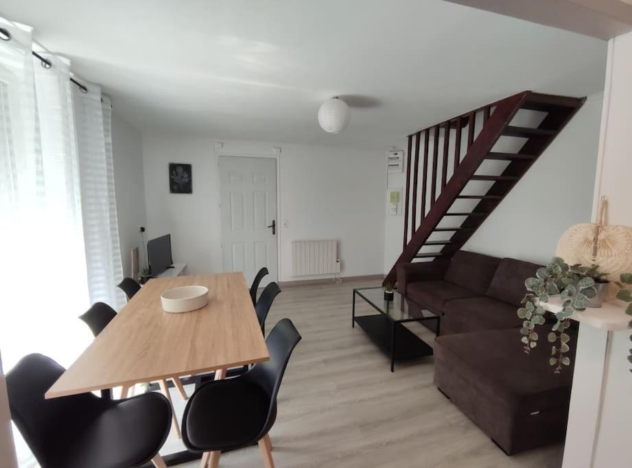 Duplex Cosy Διαμέρισμα Gonesse Εξωτερικό φωτογραφία