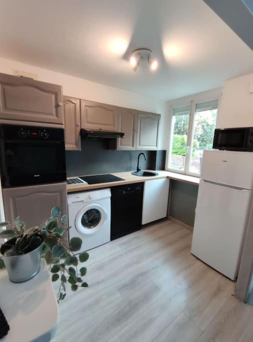 Duplex Cosy Διαμέρισμα Gonesse Εξωτερικό φωτογραφία